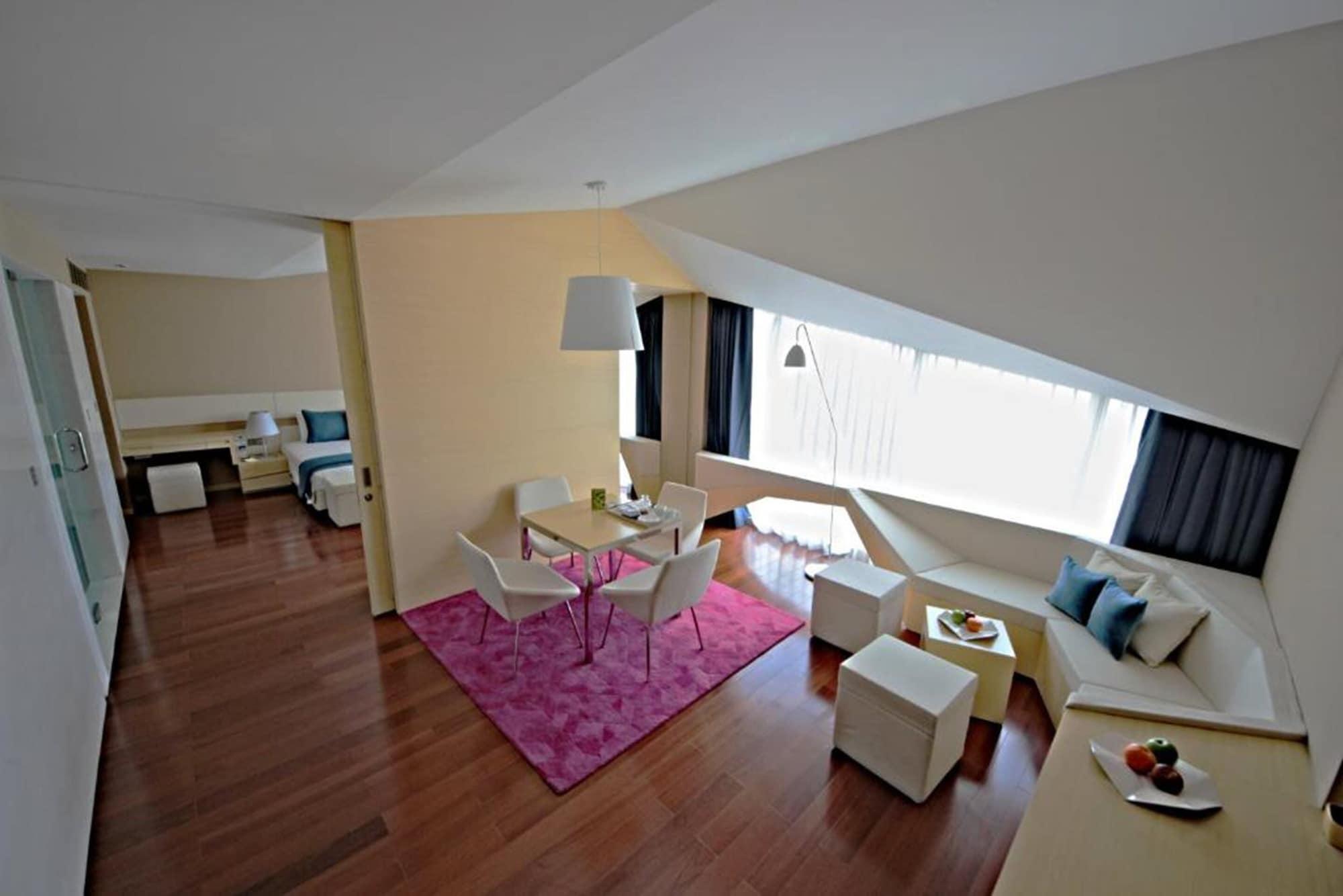 Vivanta New Delhi, Dwarka Zewnętrze zdjęcie A typical room at the hotel